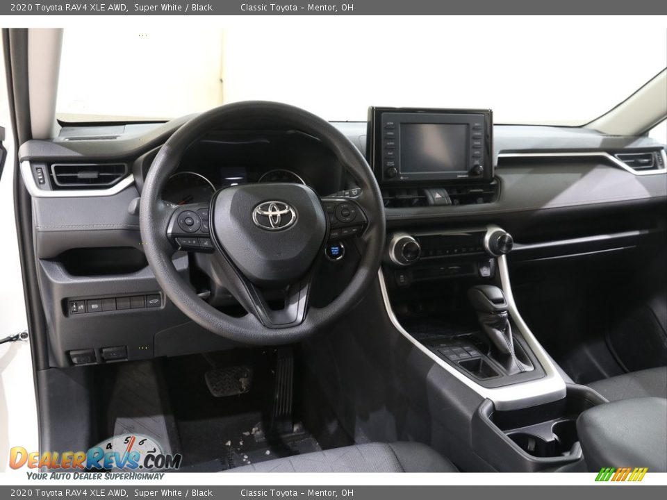 2020 Toyota RAV4 XLE AWD Super White / Black Photo #6