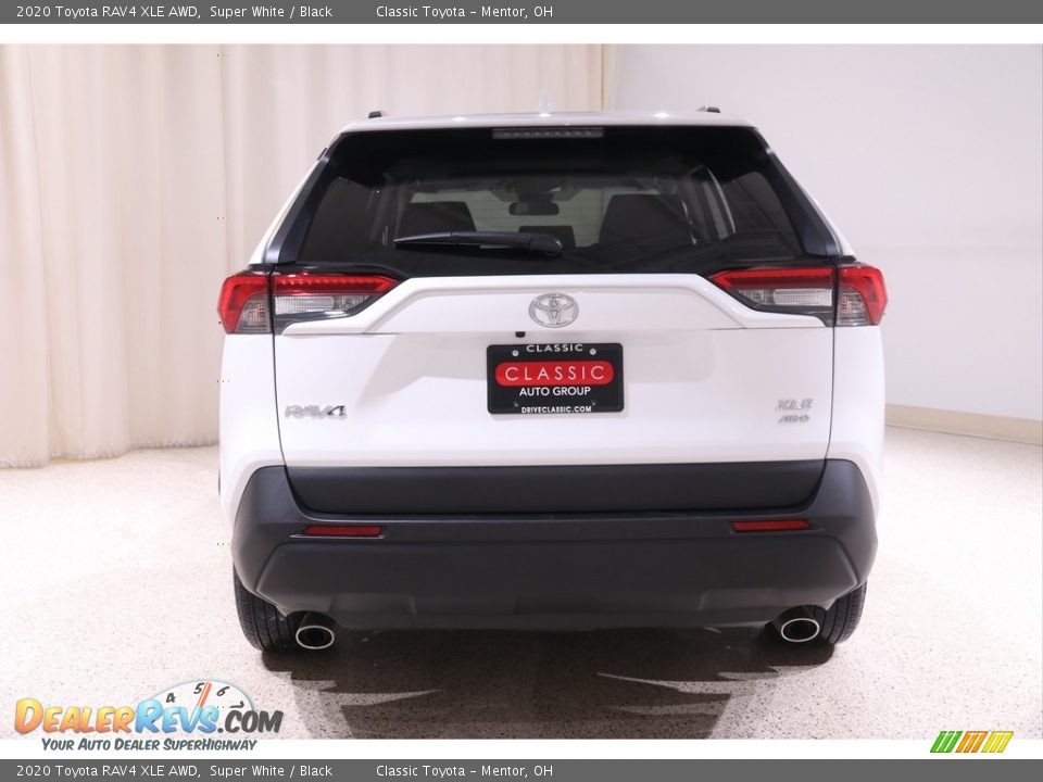 2020 Toyota RAV4 XLE AWD Super White / Black Photo #19