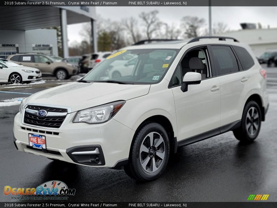 2018 Subaru Forester 2.5i Premium Crystal White Pearl / Platinum Photo #16