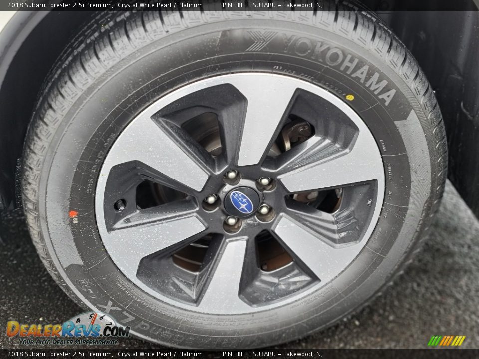 2018 Subaru Forester 2.5i Premium Crystal White Pearl / Platinum Photo #31