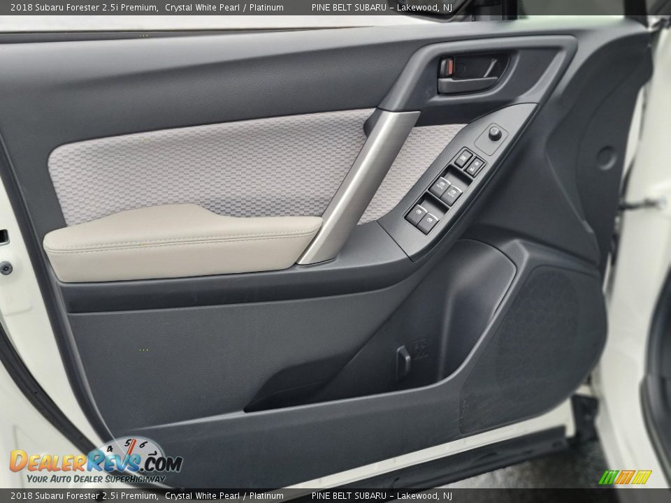 2018 Subaru Forester 2.5i Premium Crystal White Pearl / Platinum Photo #36