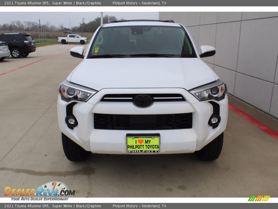 2021 Toyota 4Runner SR5 Super White / Black/Graphite Photo #3