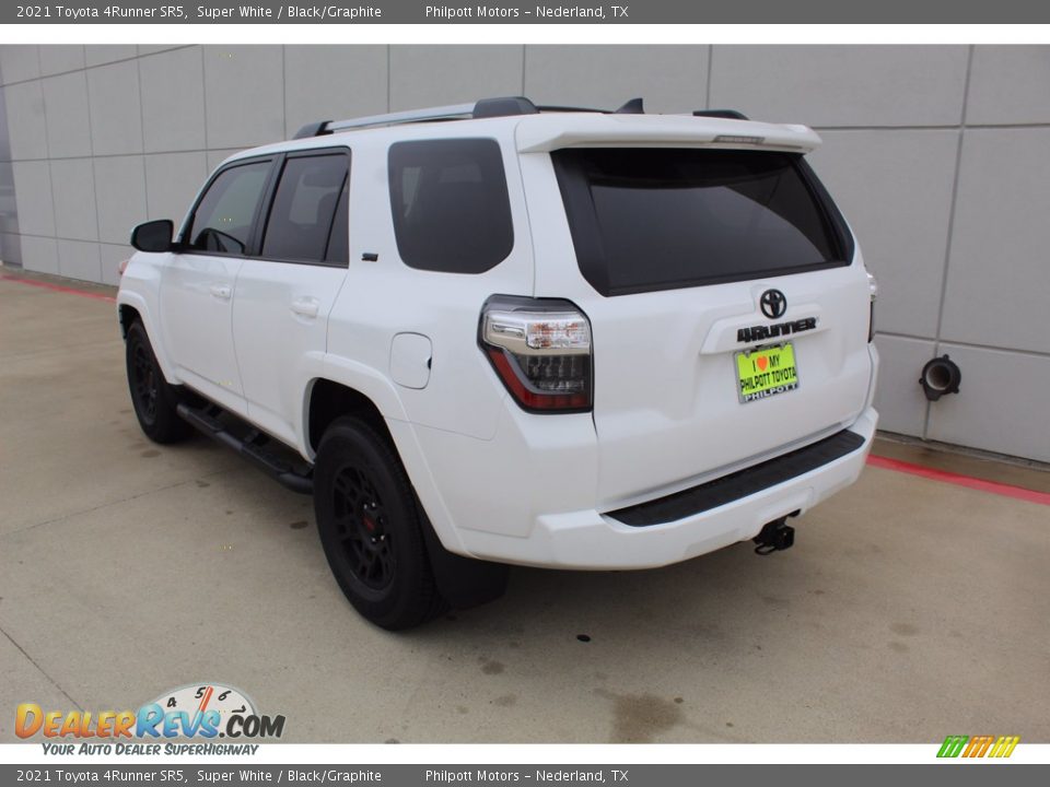 2021 Toyota 4Runner SR5 Super White / Black/Graphite Photo #6