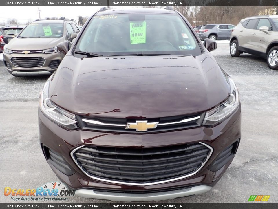 2021 Chevrolet Trax LT Black Cherry Metallic / Jet Black Photo #9