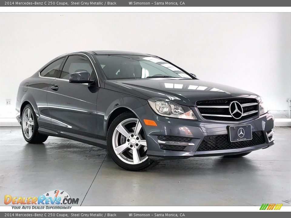 Front 3/4 View of 2014 Mercedes-Benz C 250 Coupe Photo #34
