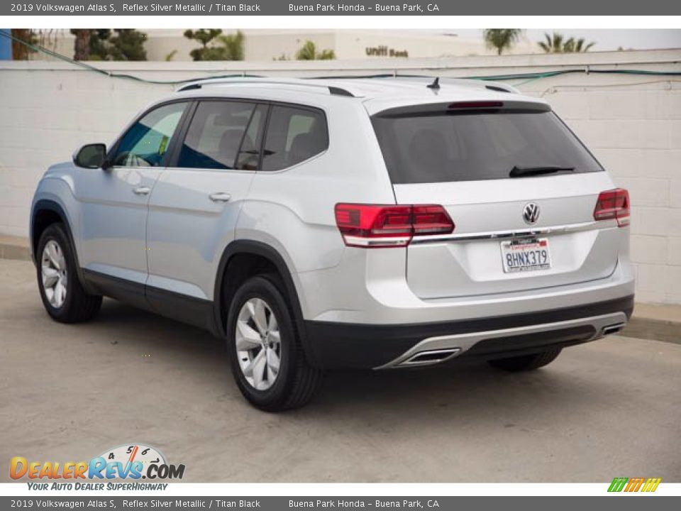 2019 Volkswagen Atlas S Reflex Silver Metallic / Titan Black Photo #2