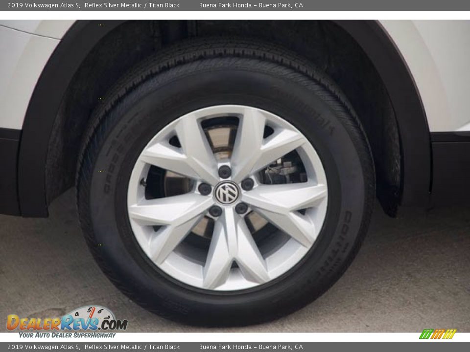 2019 Volkswagen Atlas S Reflex Silver Metallic / Titan Black Photo #36