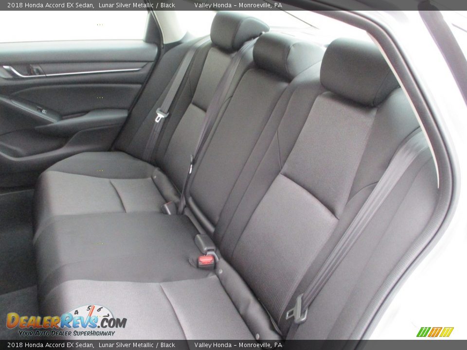 2018 Honda Accord EX Sedan Lunar Silver Metallic / Black Photo #12