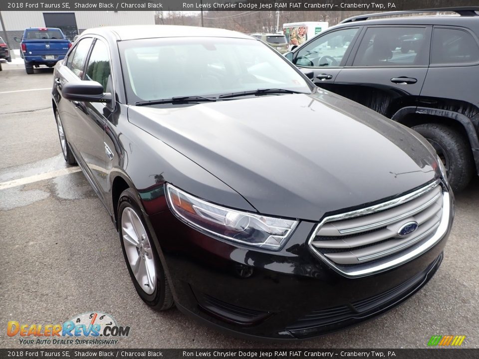 2018 Ford Taurus SE Shadow Black / Charcoal Black Photo #2