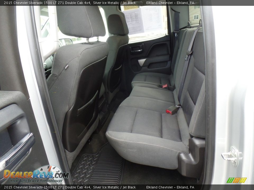 2015 Chevrolet Silverado 1500 LT Z71 Double Cab 4x4 Silver Ice Metallic / Jet Black Photo #32