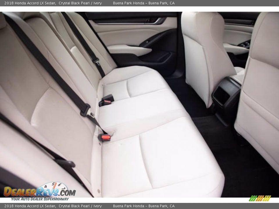 2018 Honda Accord LX Sedan Crystal Black Pearl / Ivory Photo #23