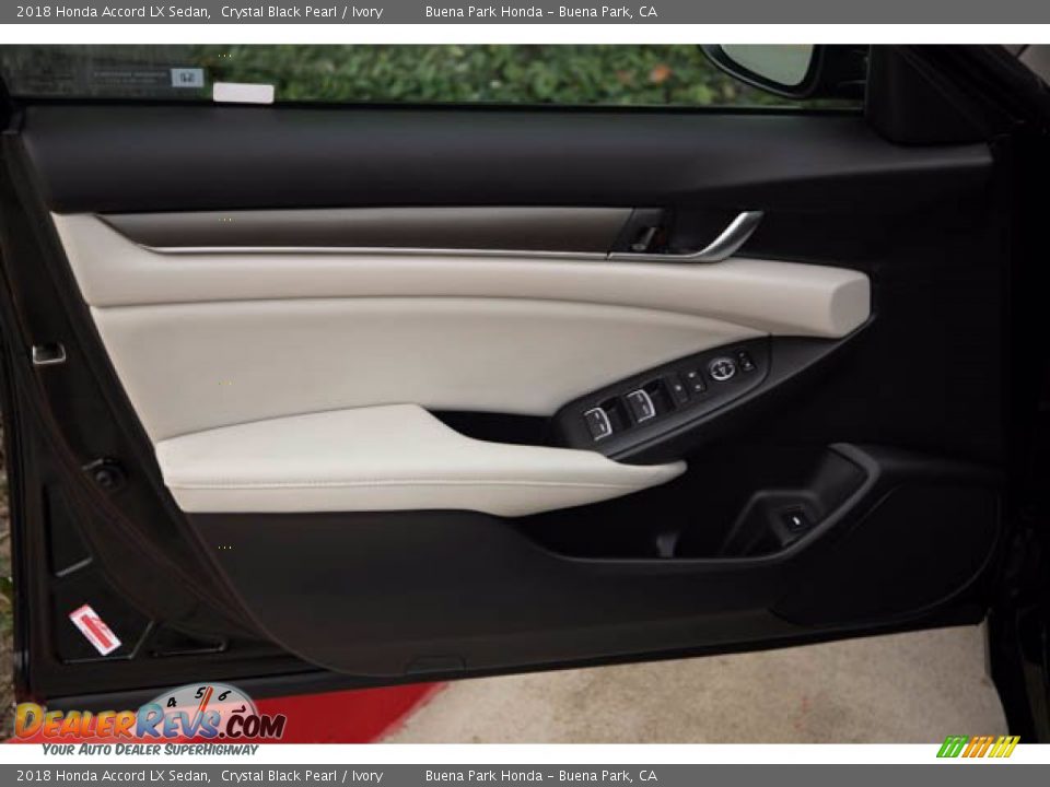 2018 Honda Accord LX Sedan Crystal Black Pearl / Ivory Photo #30