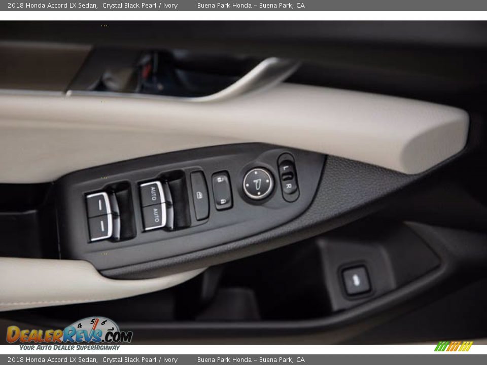2018 Honda Accord LX Sedan Crystal Black Pearl / Ivory Photo #31