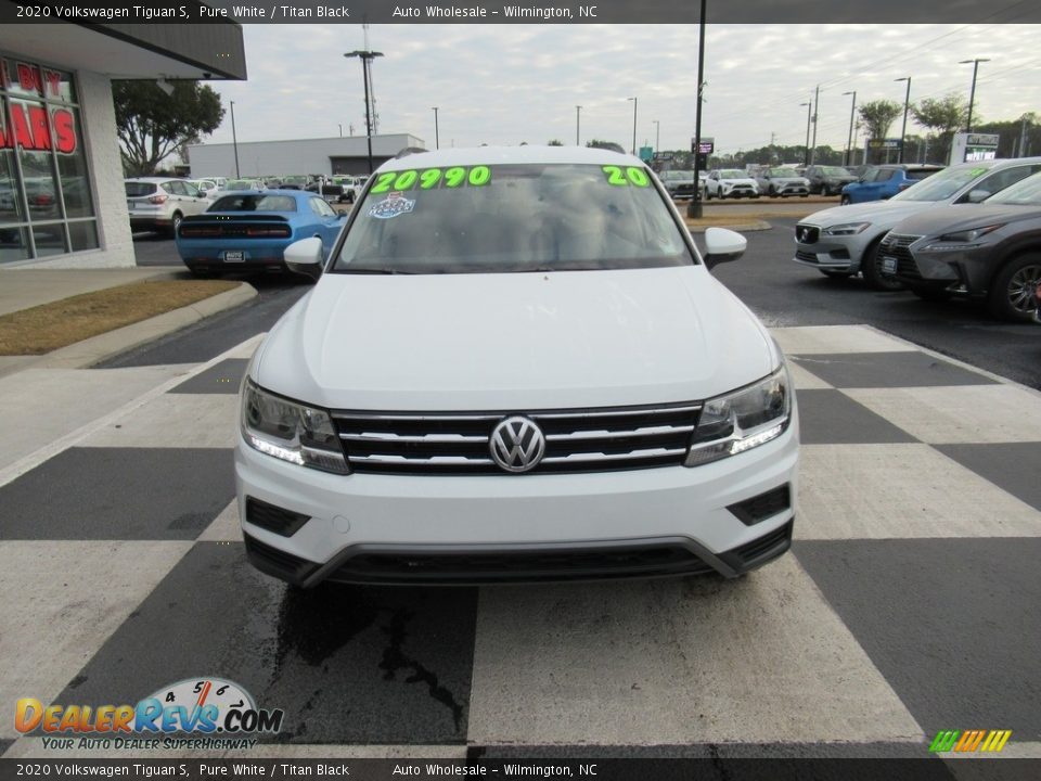 2020 Volkswagen Tiguan S Pure White / Titan Black Photo #2