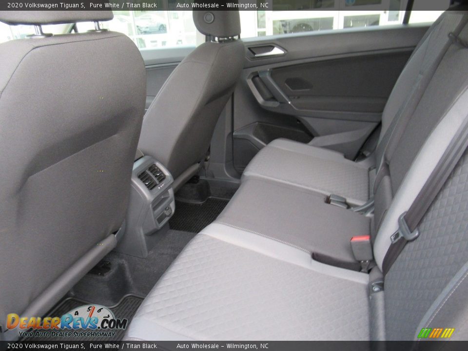 2020 Volkswagen Tiguan S Pure White / Titan Black Photo #12