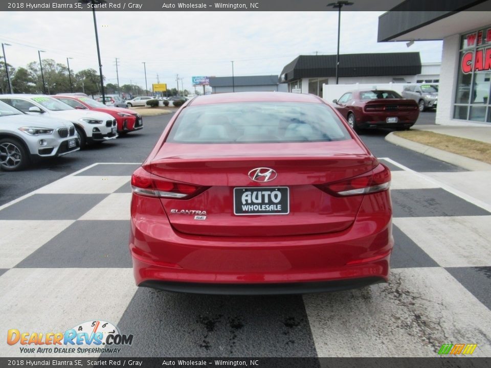 2018 Hyundai Elantra SE Scarlet Red / Gray Photo #4