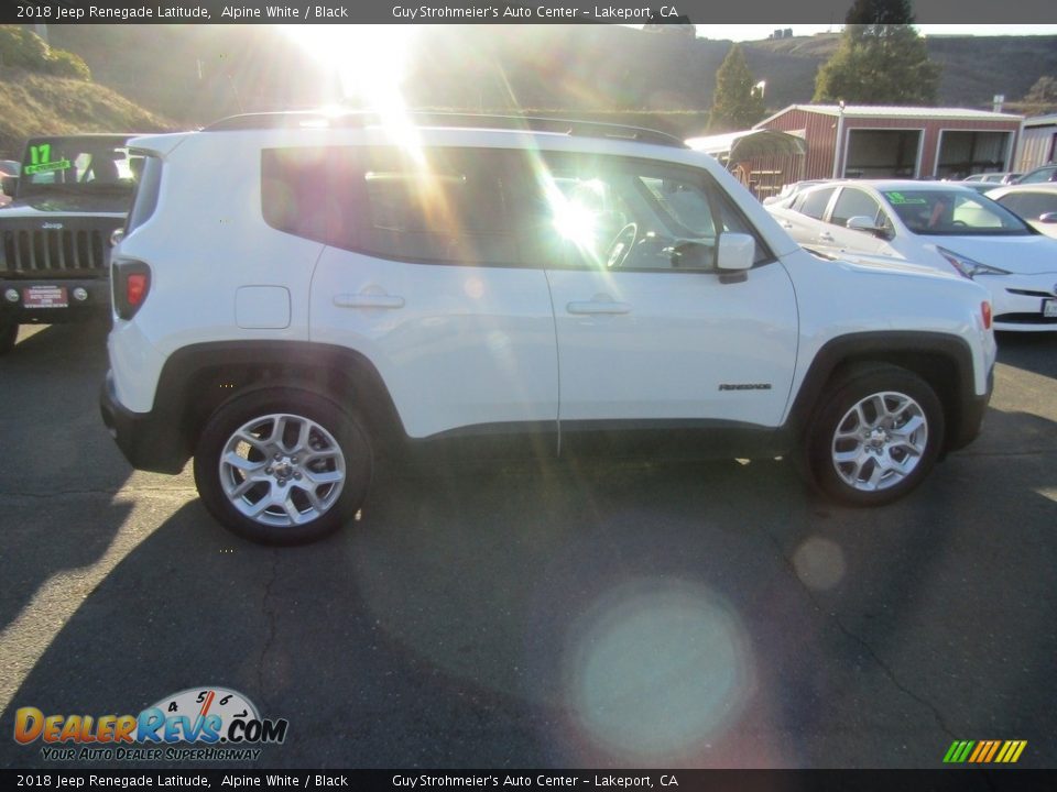 2018 Jeep Renegade Latitude Alpine White / Black Photo #13