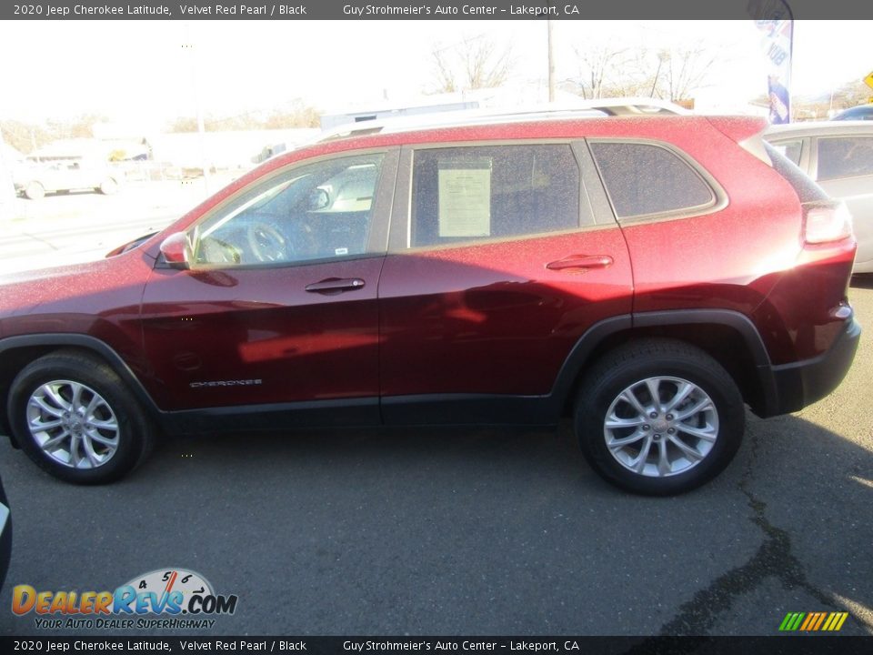 2020 Jeep Cherokee Latitude Velvet Red Pearl / Black Photo #5