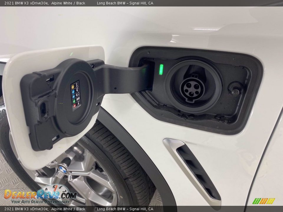 2021 BMW X3 xDrive30e Alpine White / Black Photo #19