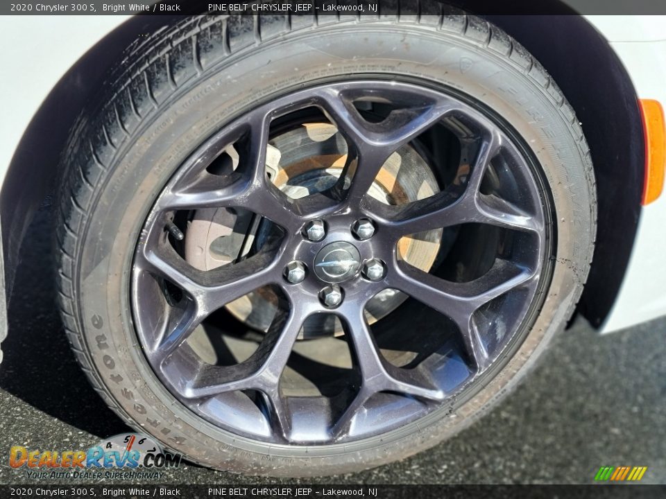 2020 Chrysler 300 S Wheel Photo #17