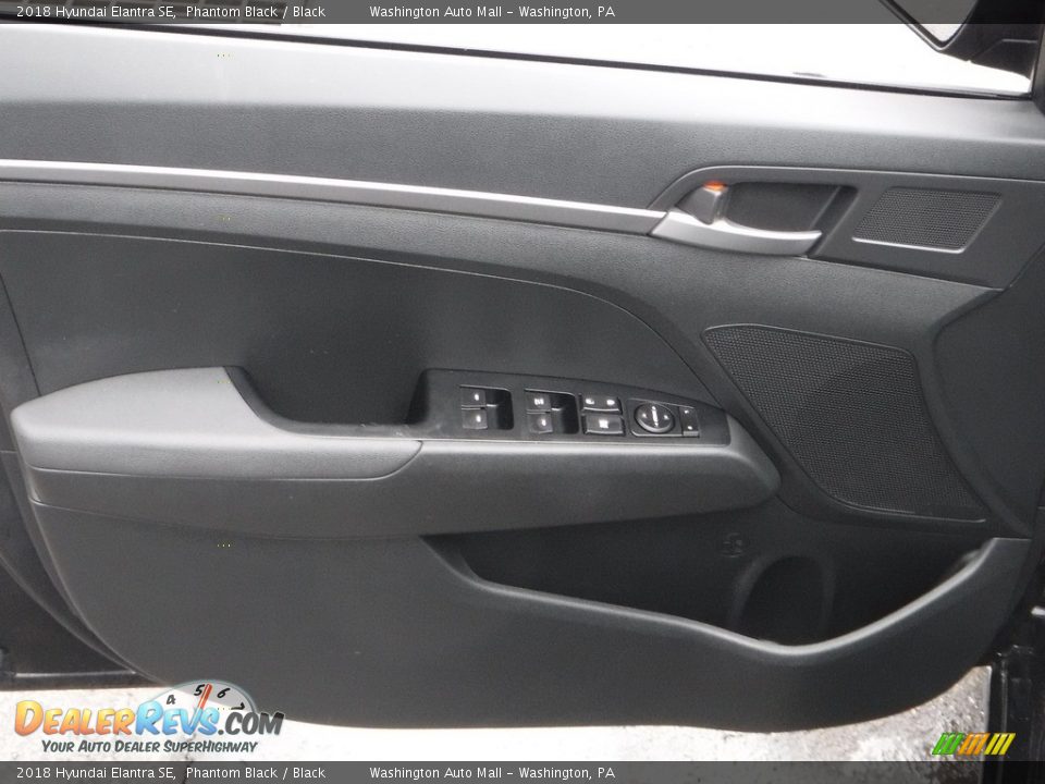 2018 Hyundai Elantra SE Phantom Black / Black Photo #12