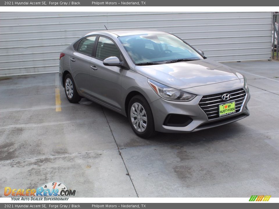 2021 Hyundai Accent SE Forge Gray / Black Photo #2