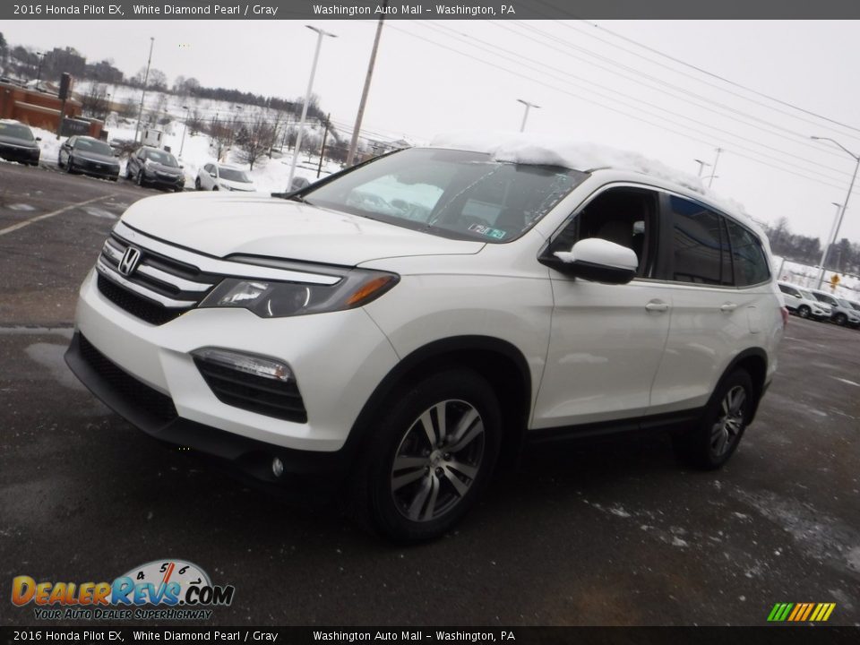 2016 Honda Pilot EX White Diamond Pearl / Gray Photo #5