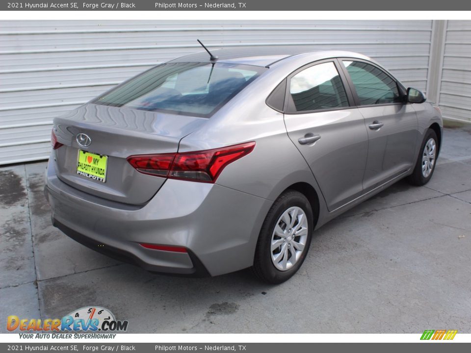 2021 Hyundai Accent SE Forge Gray / Black Photo #8