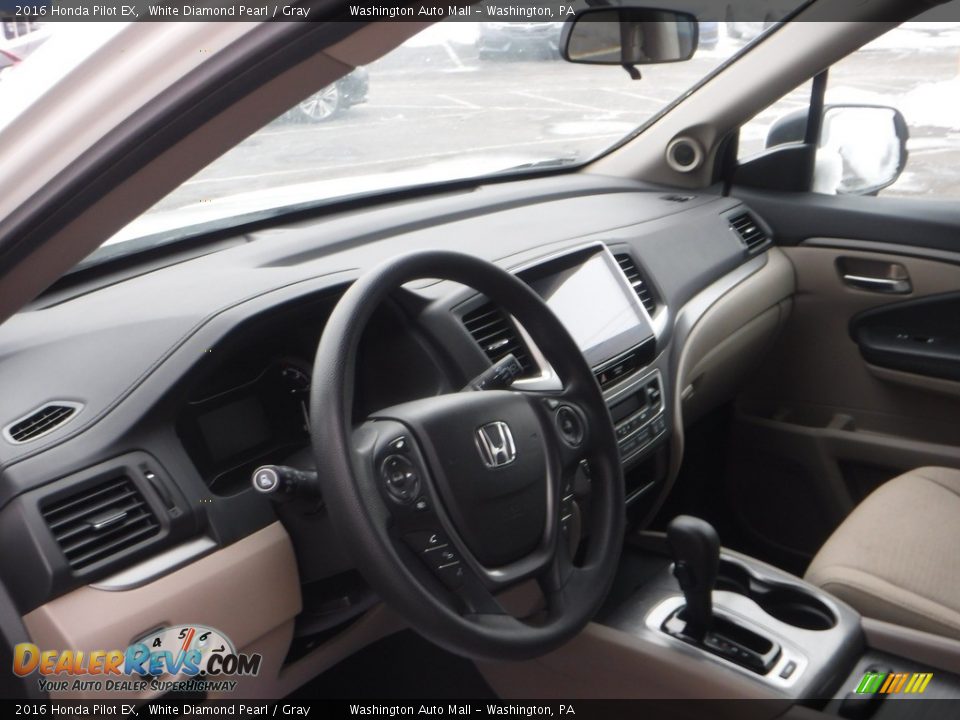 2016 Honda Pilot EX White Diamond Pearl / Gray Photo #10