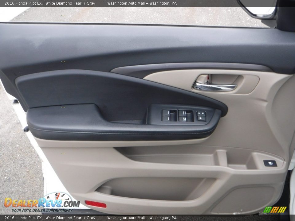 2016 Honda Pilot EX White Diamond Pearl / Gray Photo #11