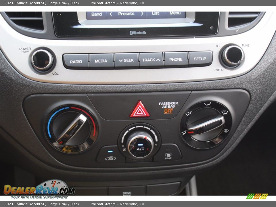 2021 Hyundai Accent SE Forge Gray / Black Photo #16