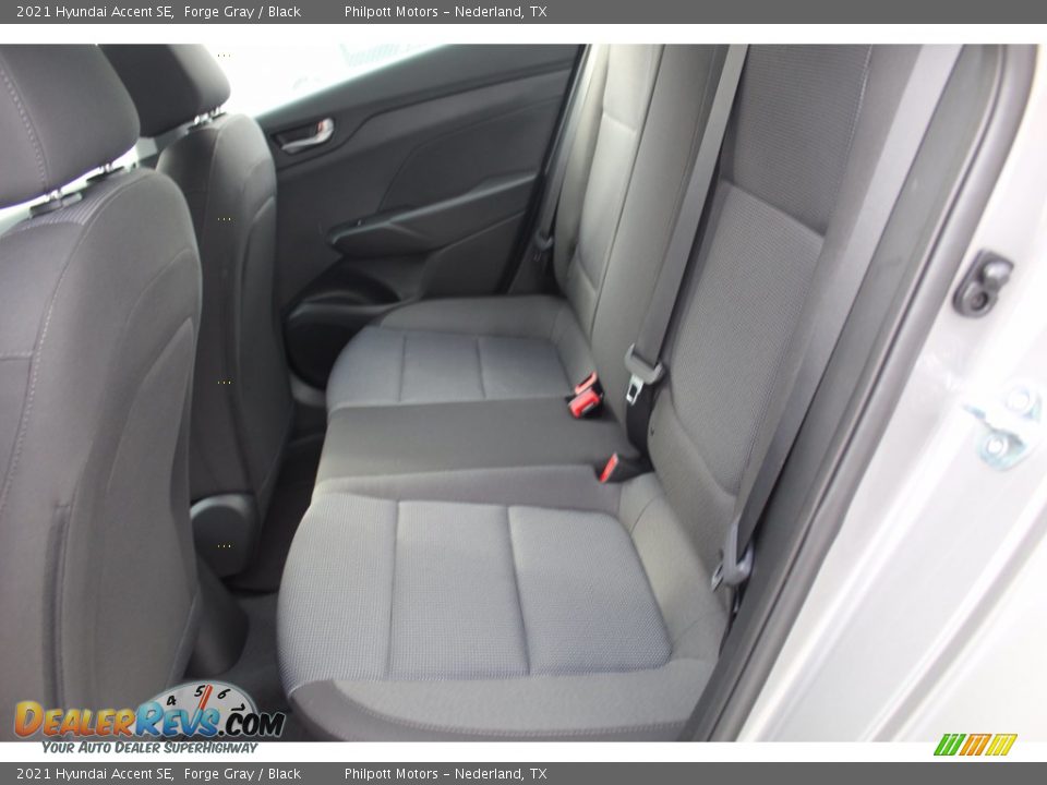 2021 Hyundai Accent SE Forge Gray / Black Photo #19