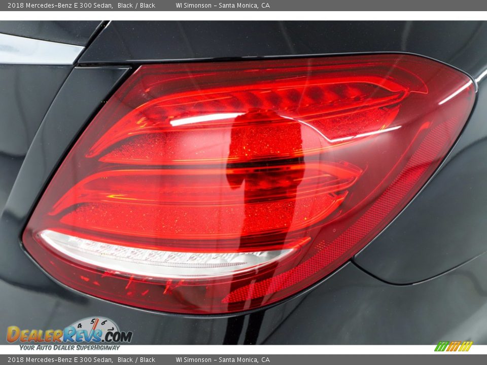 2018 Mercedes-Benz E 300 Sedan Black / Black Photo #5