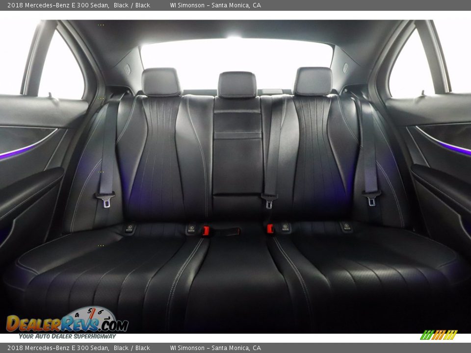 2018 Mercedes-Benz E 300 Sedan Black / Black Photo #33