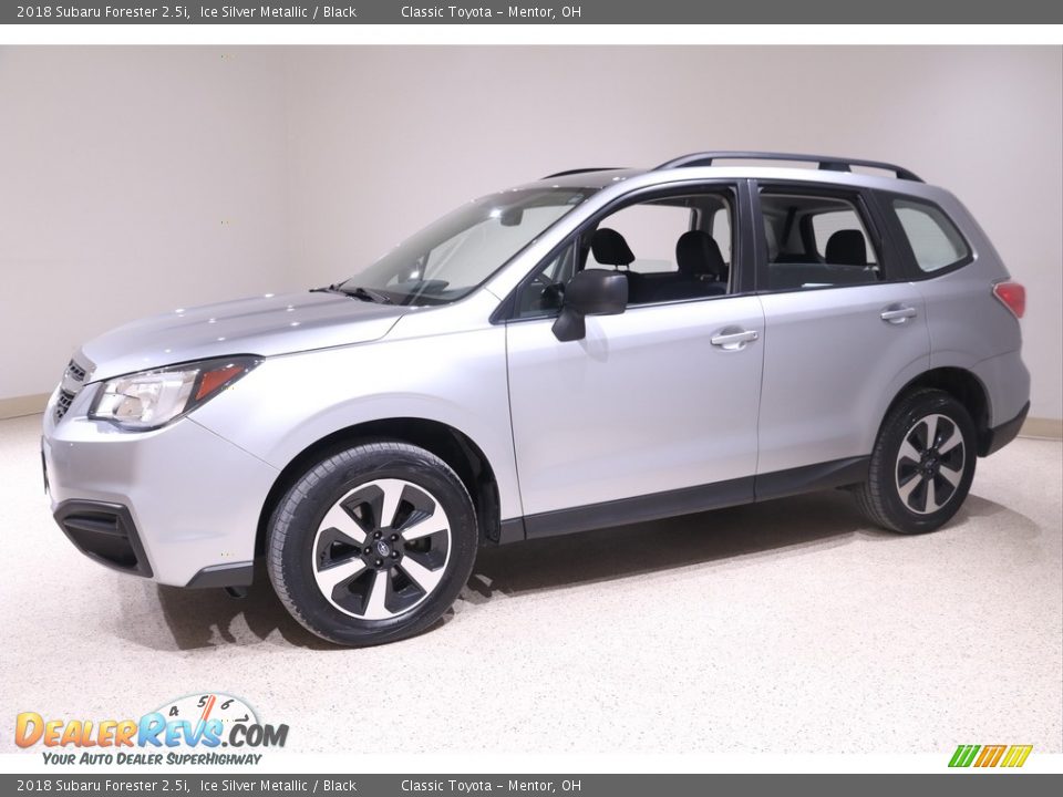 2018 Subaru Forester 2.5i Ice Silver Metallic / Black Photo #3