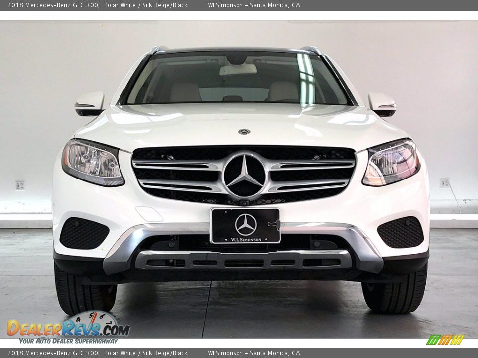 2018 Mercedes-Benz GLC 300 Polar White / Silk Beige/Black Photo #2