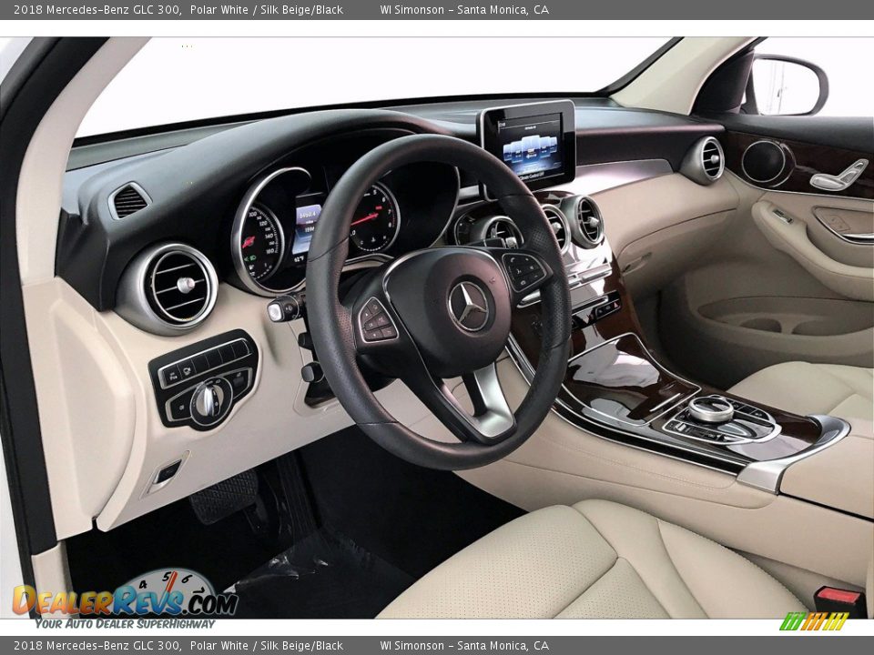 2018 Mercedes-Benz GLC 300 Polar White / Silk Beige/Black Photo #14