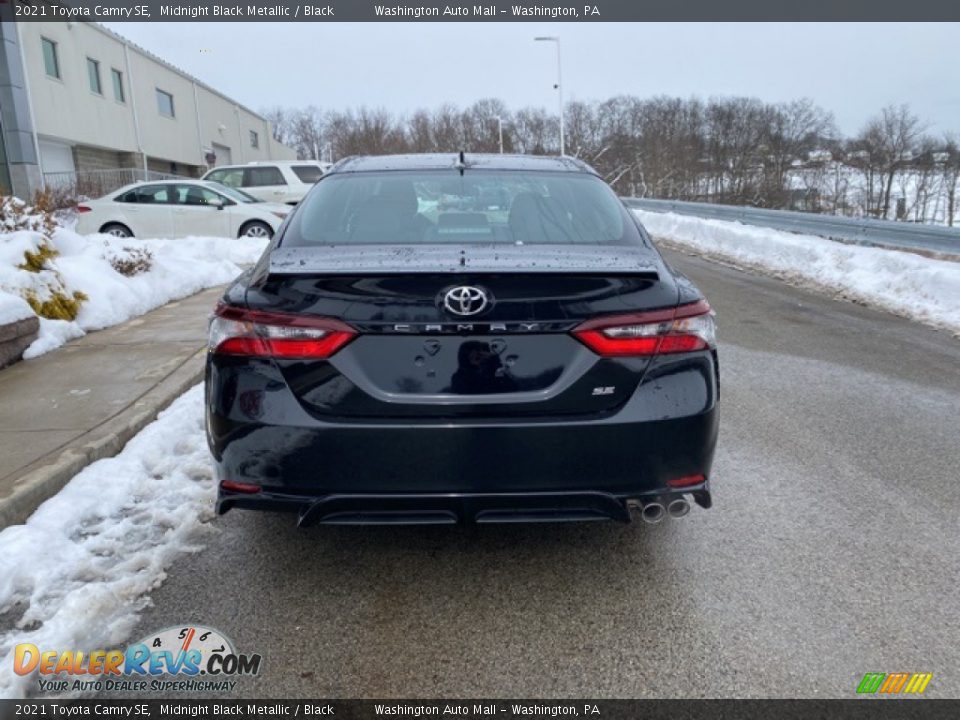 2021 Toyota Camry SE Midnight Black Metallic / Black Photo #14