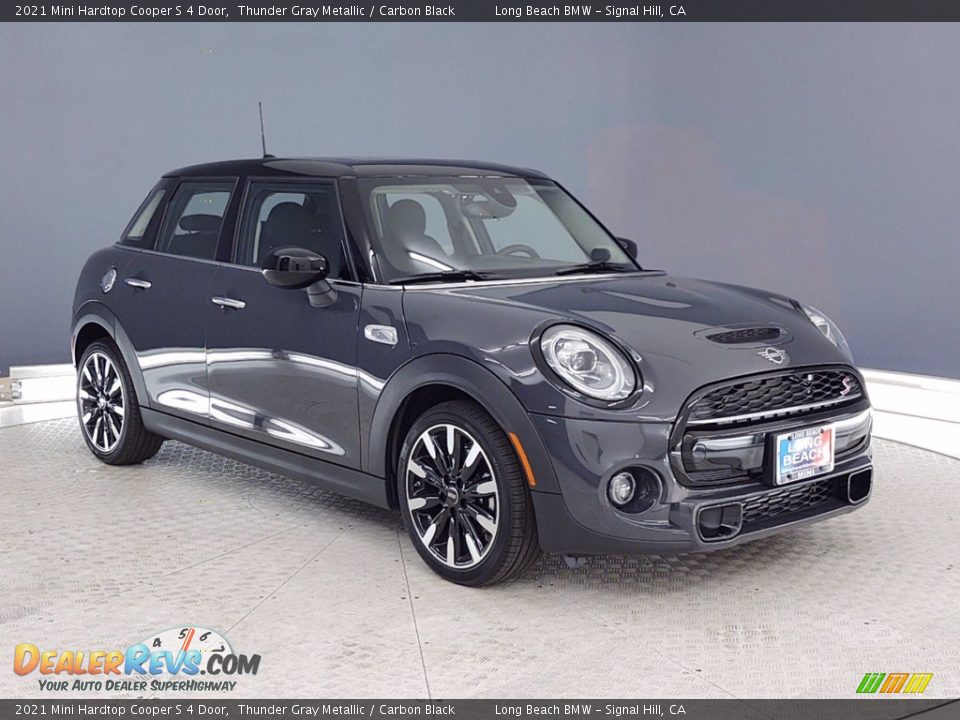 Front 3/4 View of 2021 Mini Hardtop Cooper S 4 Door Photo #27