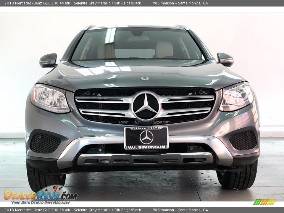 2018 Mercedes-Benz GLC 300 4Matic Selenite Grey Metallic / Silk Beige/Black Photo #2