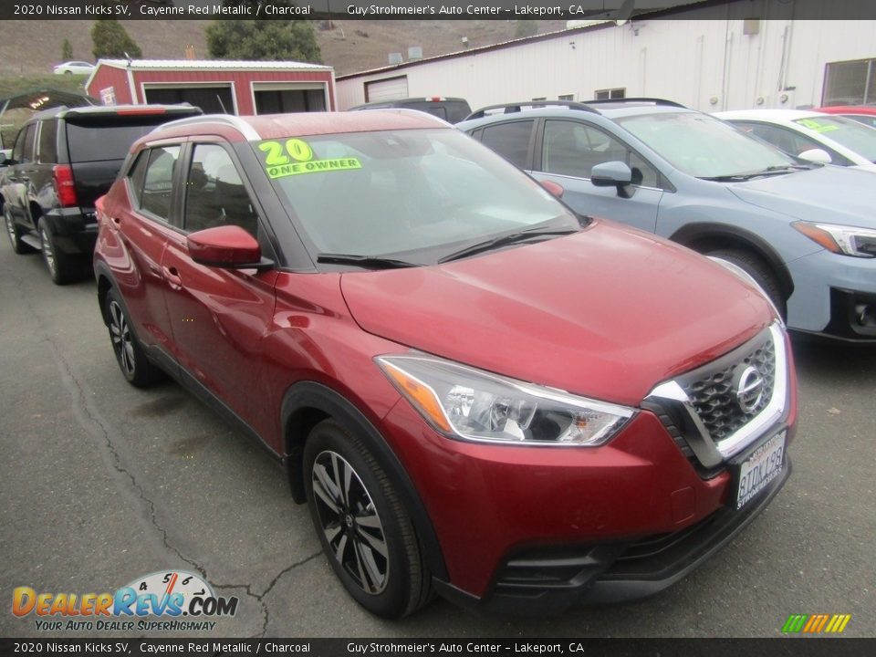 2020 Nissan Kicks SV Cayenne Red Metallic / Charcoal Photo #1