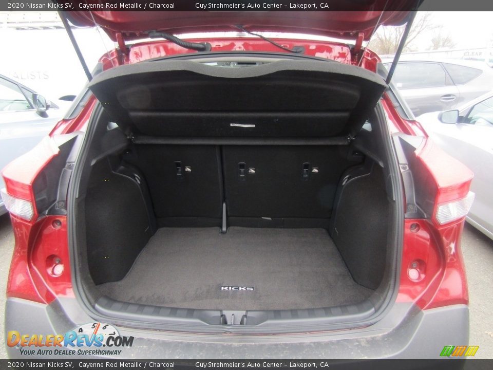 2020 Nissan Kicks SV Trunk Photo #15