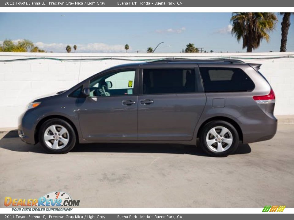 2011 Toyota Sienna LE Predawn Gray Mica / Light Gray Photo #8