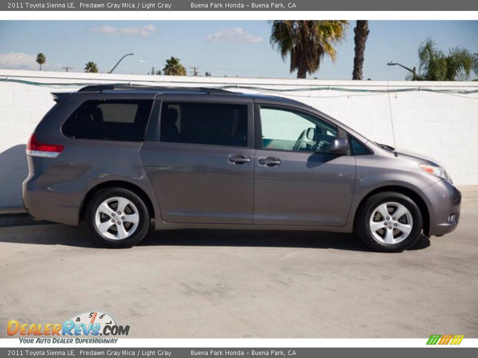 2011 Toyota Sienna LE Predawn Gray Mica / Light Gray Photo #10