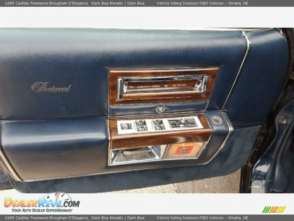 Door Panel of 1986 Cadillac Fleetwood Brougham D'Elegance Photo #10