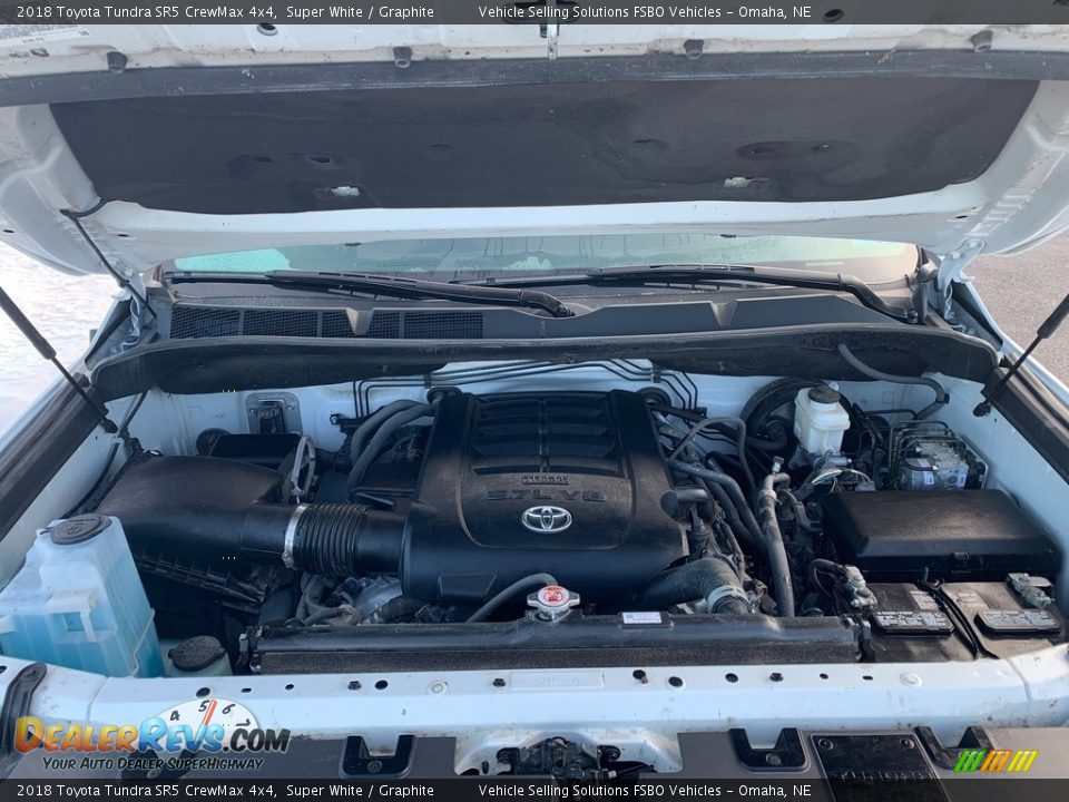 2018 Toyota Tundra SR5 CrewMax 4x4 Super White / Graphite Photo #7