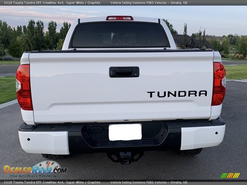 2018 Toyota Tundra SR5 CrewMax 4x4 Super White / Graphite Photo #14