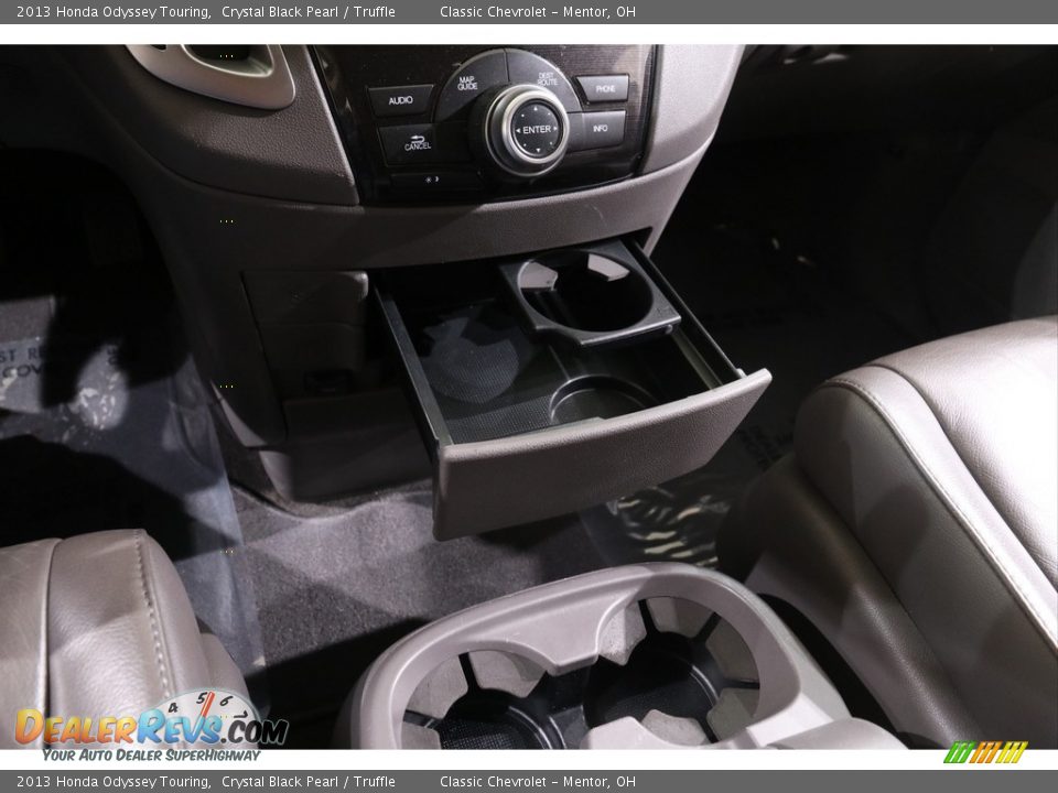 2013 Honda Odyssey Touring Crystal Black Pearl / Truffle Photo #17