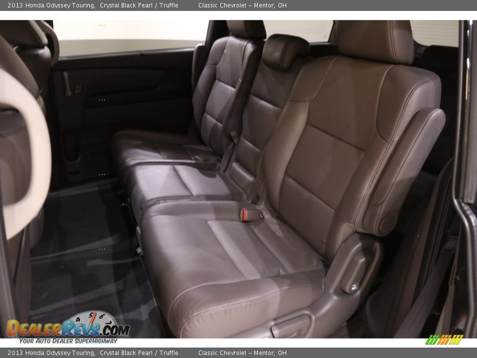 2013 Honda Odyssey Touring Crystal Black Pearl / Truffle Photo #22