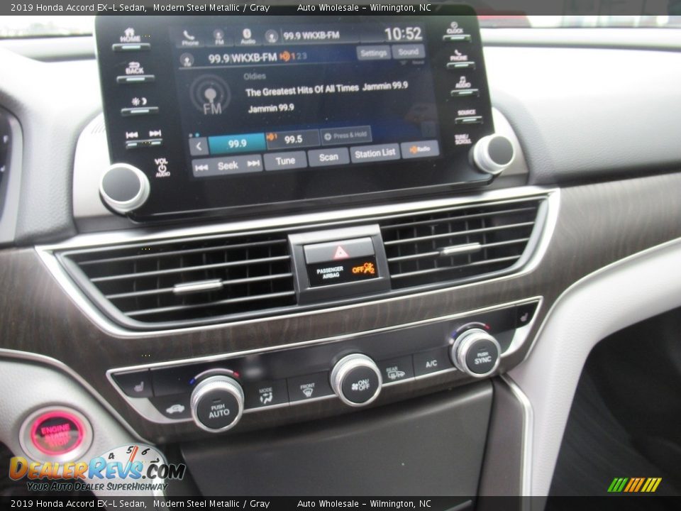 2019 Honda Accord EX-L Sedan Modern Steel Metallic / Gray Photo #17